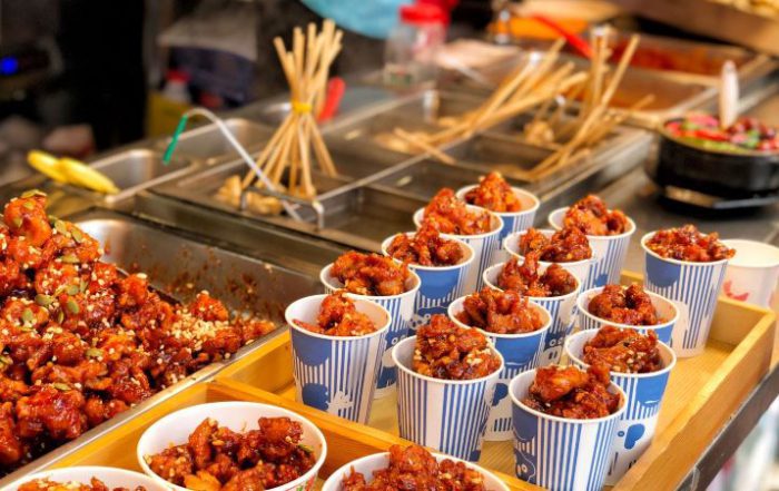 Không có chuyện dẹp thức ăn đường phố!: Quan điểm từ Sở ATTP TP.HCM